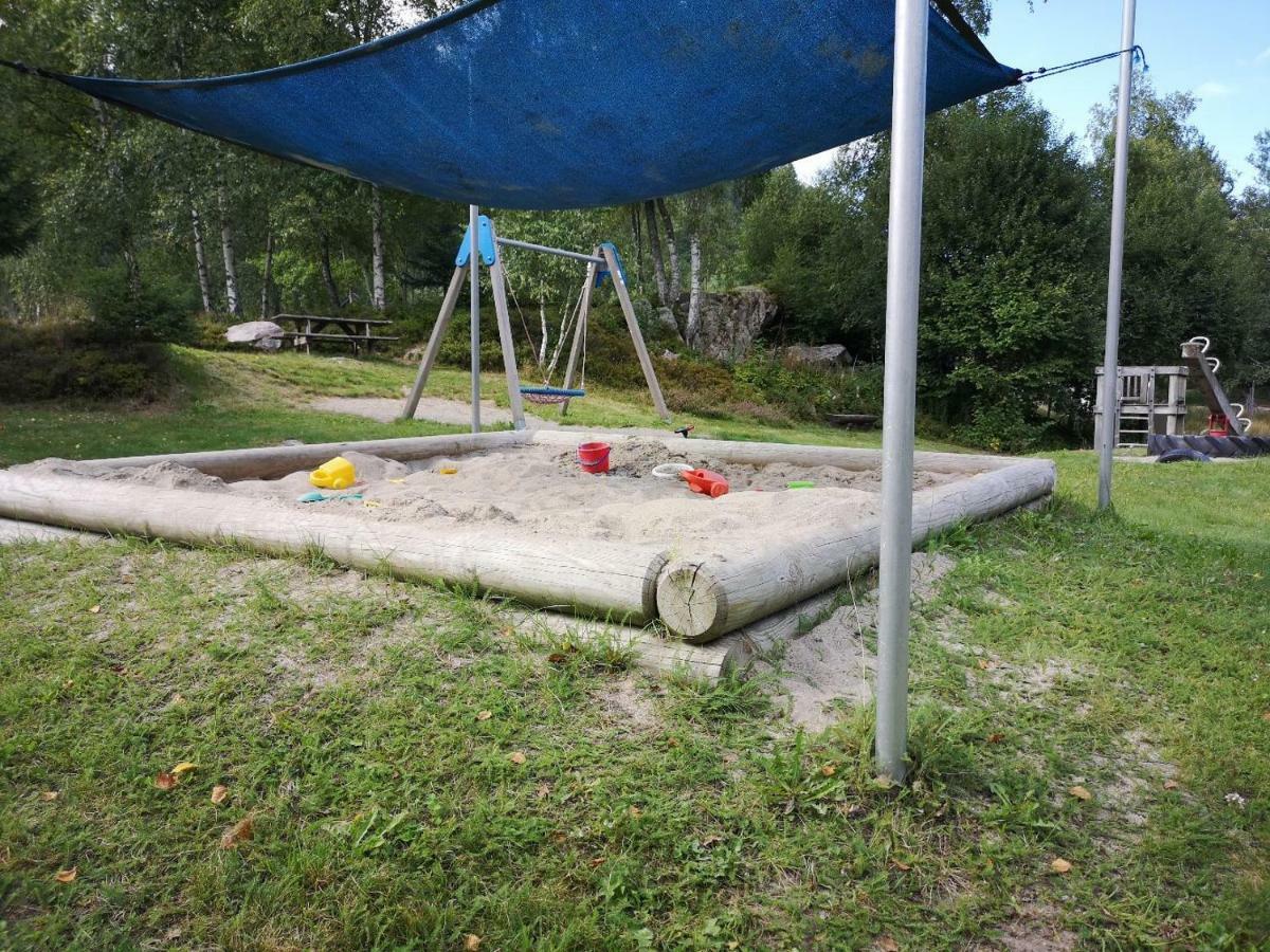 C4 Albmatte-Fewo Sauna, Hallenbad Aussenbecken Massagen Nebenan Menzenschwand-Hinterdorf エクステリア 写真